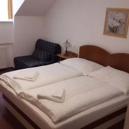 Zamecky Hotel Nachod Ngoại thất bức ảnh